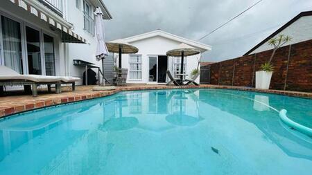 3 Bedroom Apartment in Monte Vista