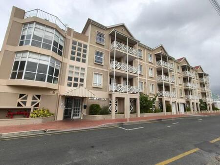 1 Bedroom Apartment in Strand South