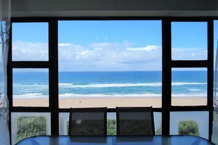 2 Bedroom Apartment in Amanzimtoti