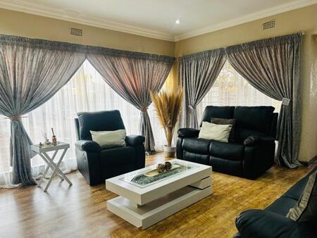 4 Bedroom House in Three Rivers East