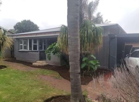 3 Bedroom House in Dunnottar