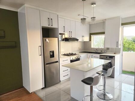 2 Bedroom apartment to rent in Pinelands, Cape Town