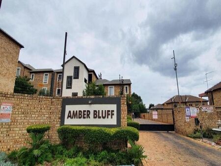 3 Bedroom apartment to rent in North Riding, Randburg