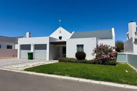 3 Bedroom House in Blue Lagoon