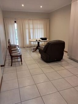 2 Bedroom House in Oudtshoorn