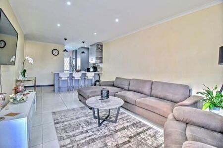 2 Bedroom House in Plattekloof Glen