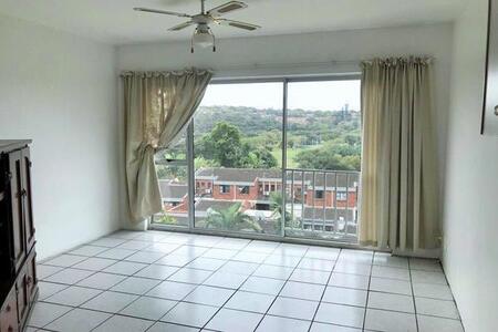 1 Bedroom Apartment in Amanzimtoti