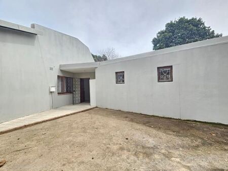 2 Bedroom House in Townview