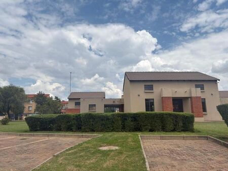 2 Bedroom apartment to rent in The Orchards, Akasia