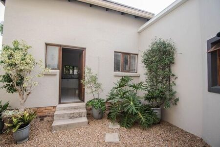 1 Bedroom flat to rent in Parel Vallei, Somerset West
