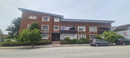 2 Bedroom apartment to rent in Richmond Hill, Port Elizabeth