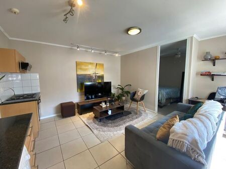 1 Bedroom apartment to rent in Claremont, Cape Town