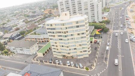 2 Bedroom apartment to rent in Strand North