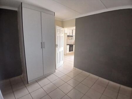 2 Bedroom apartment to rent in Ncambedlana, Mthatha