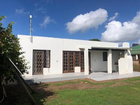 2 Bedroom House in Jeffreys Bay