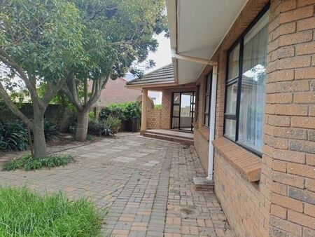 3 Bedroom House in Vredenburg