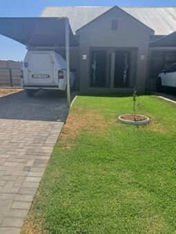 1 Bedroom Apartment in Oudtshoorn