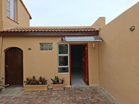 Studio apartment in Retreat