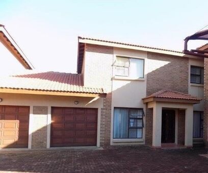 3 Bedroom Townhouse in Lydenburg