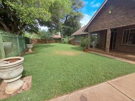 4 Bedroom House in Lephalale (Ellisras)