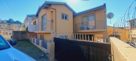 Studio apartment in Montford