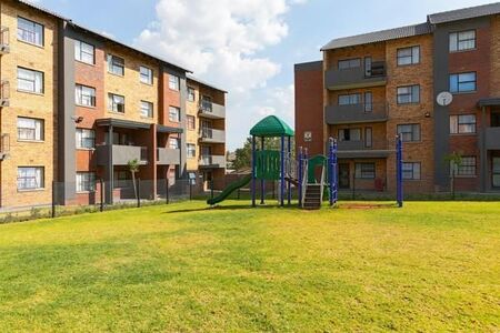 2 Bedroom Apartment in Heuweloord