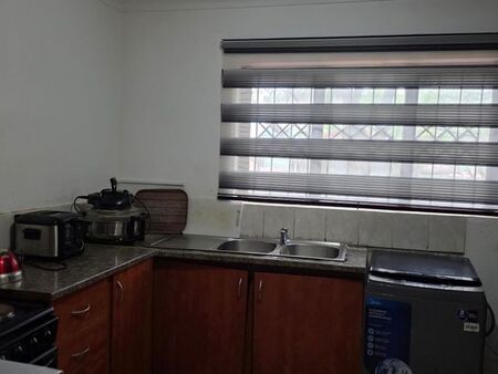 2 Bedroom flat to rent in Montclair, Durban