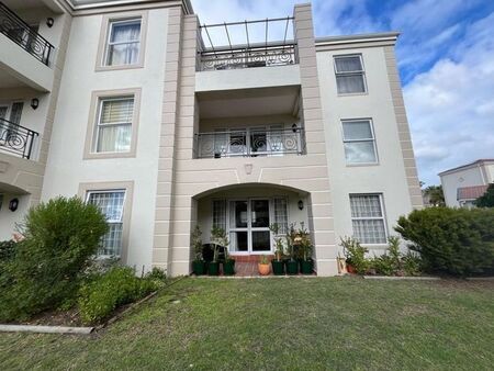 2 Bedroom apartment to rent in Dreyersdal Estate, Cape Town