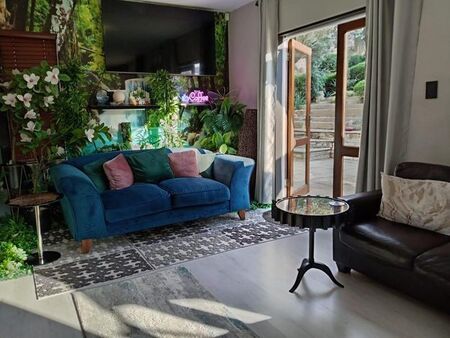 4 Bedroom townhouse - freehold to rent in Bloubosrand, Randburg