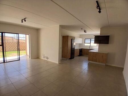 3 Bedroom apartment to rent in Richwood, Milnerton