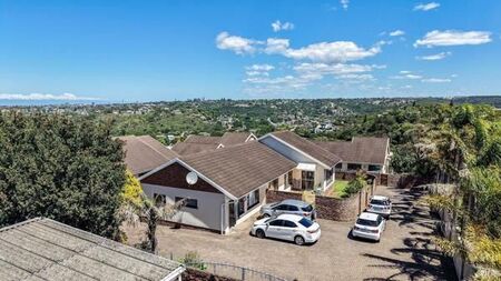 3 Bedroom Townhouse in Beacon Bay