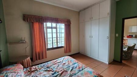 2 Bedroom Flat in Paradise