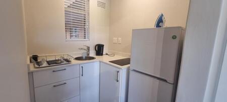 Bachelor apartment in Oranjezicht