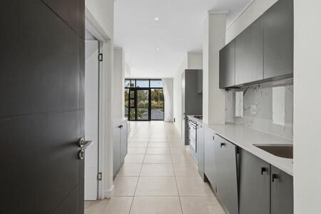 1 Bedroom Apartment in Paardevlei