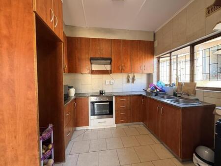 3 Bedroom House in Grantham Park