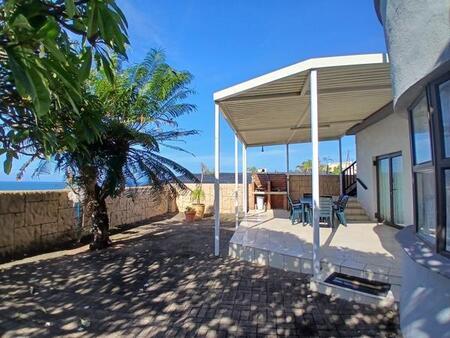 3 Bedroom Apartment in Manaba