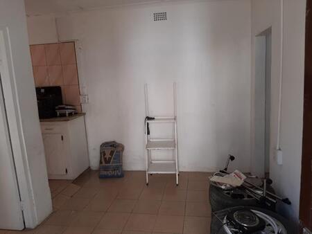 1 Bedroom Flat in Estcourt
