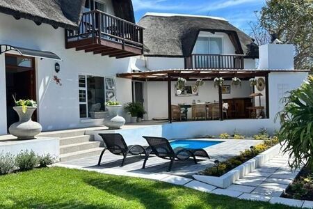 5 Bedroom House in St Francis Bay