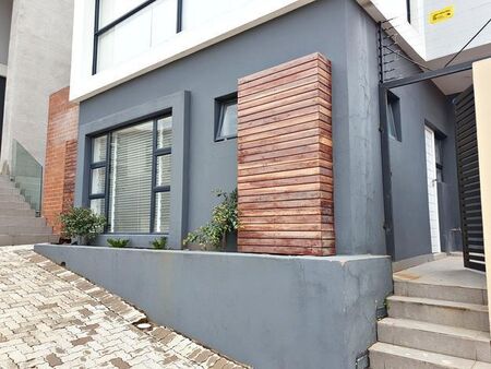 1 Bedroom cottage to rent in Northcliff, Randburg