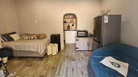 1 Bedroom bachelor to rent in Constantia Park, Pretoria