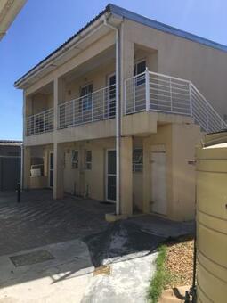 2 Bedroom Apartment in Avondale