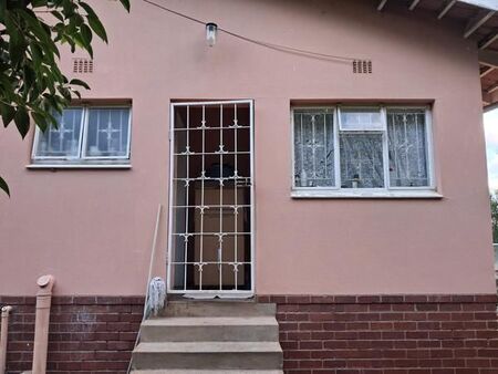 1 Bedroom Apartment in Estcourt