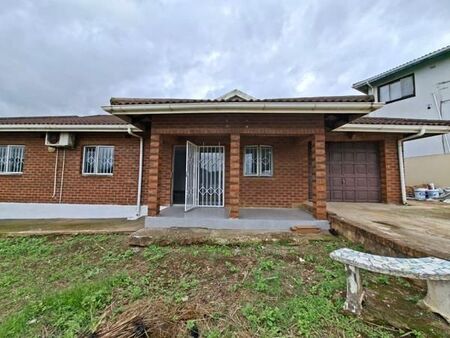 2 Bedroom House in Sunford