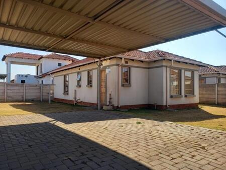 3 Bedroom House in Andeon Ah