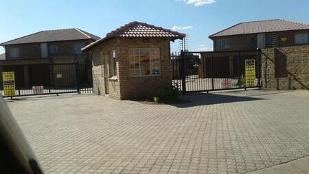 3 Bedroom Duplex in Annlin