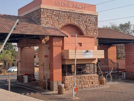 2 Bedroom Duplex in Castleview