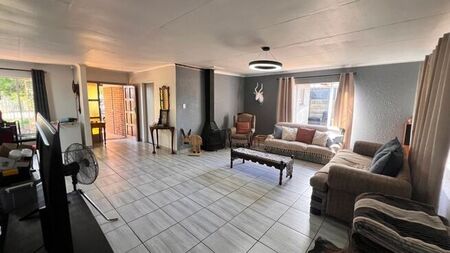 3 Bedroom house to rent in Fichardt Park, Bloemfontein