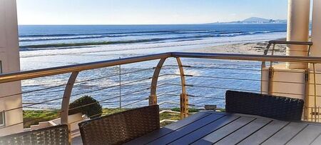 2 Bedroom apartment to rent in Lagoon Beach, Milnerton
