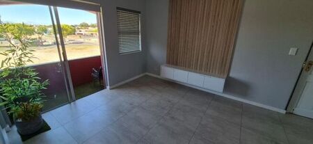 2 Bedroom apartment to rent in Lansdowne, Cape Town