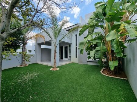 3 Bedroom apartment to rent in Broadacres, Sandton